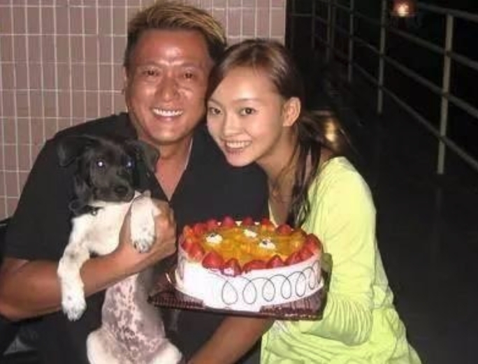 53歲魏駿傑去年與太太張利華宣布離婚