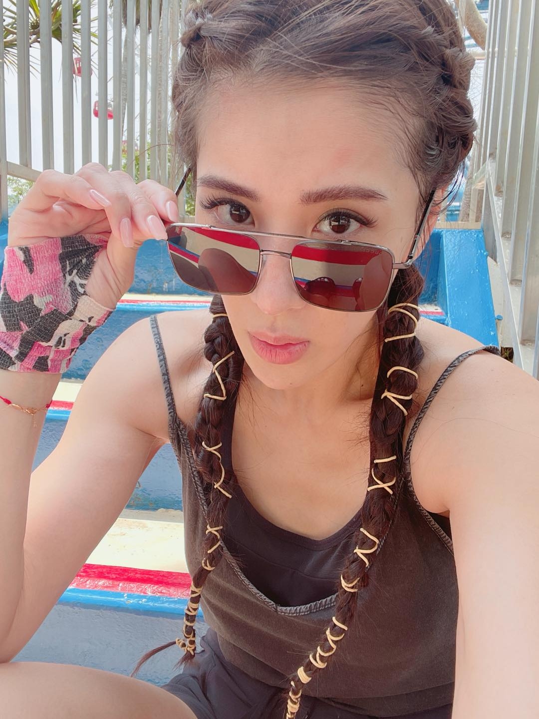 李進良離婚Alison 續稱之前媒體爆出胡小禎疑似跟丁春霆交往時,當時小禎表示自己是單身