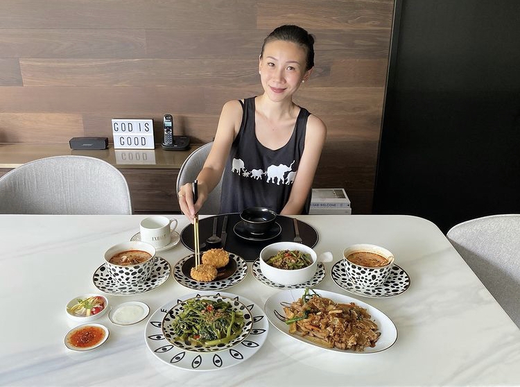 Angela的飯廳以白色為主調