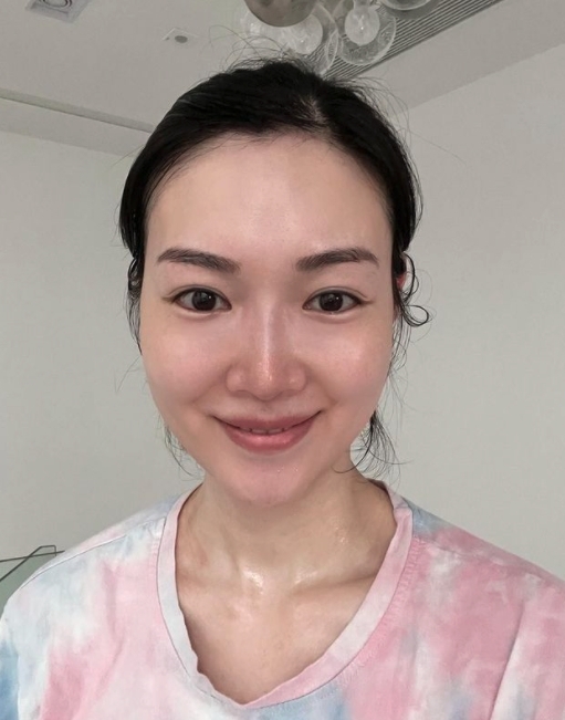 港姐葉翠翠在嫁入豪門後誕下子女,曾經聘請過兩名女傭