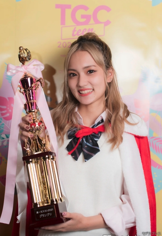 日本美女高中生2021（Miss JK Fresh 2021）經過多番選拔後終於選出冠軍，由みずきさん（Mizuki）奪下今「最美高一中生」的寶座