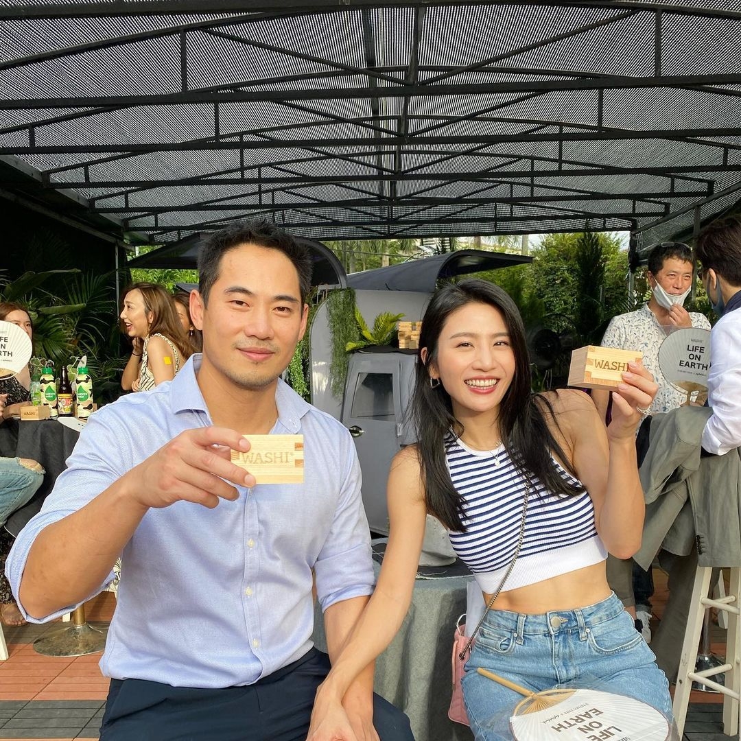 林芊妤與老公翟志榮坐的士,司機說:「咪好似嗰個Coffee咁」