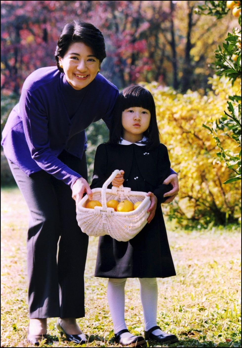 日本皇室雅子皇后到 2001 年才成功誕下愛子公主,不過因為女生是沒有日本皇室繼承權