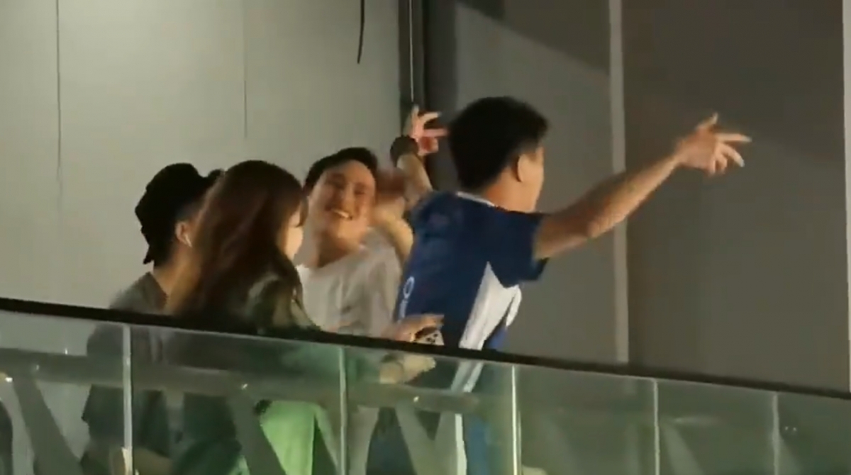 何猷君失控與對手「互罵廢物」!斯文乖乖仔形象一舖清袋