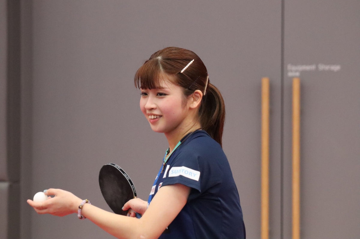 來自東道主日本福岡、在網路上備受熱議的乒乓球選手古川佳奈美（Kanami Furukawa）現年24歲