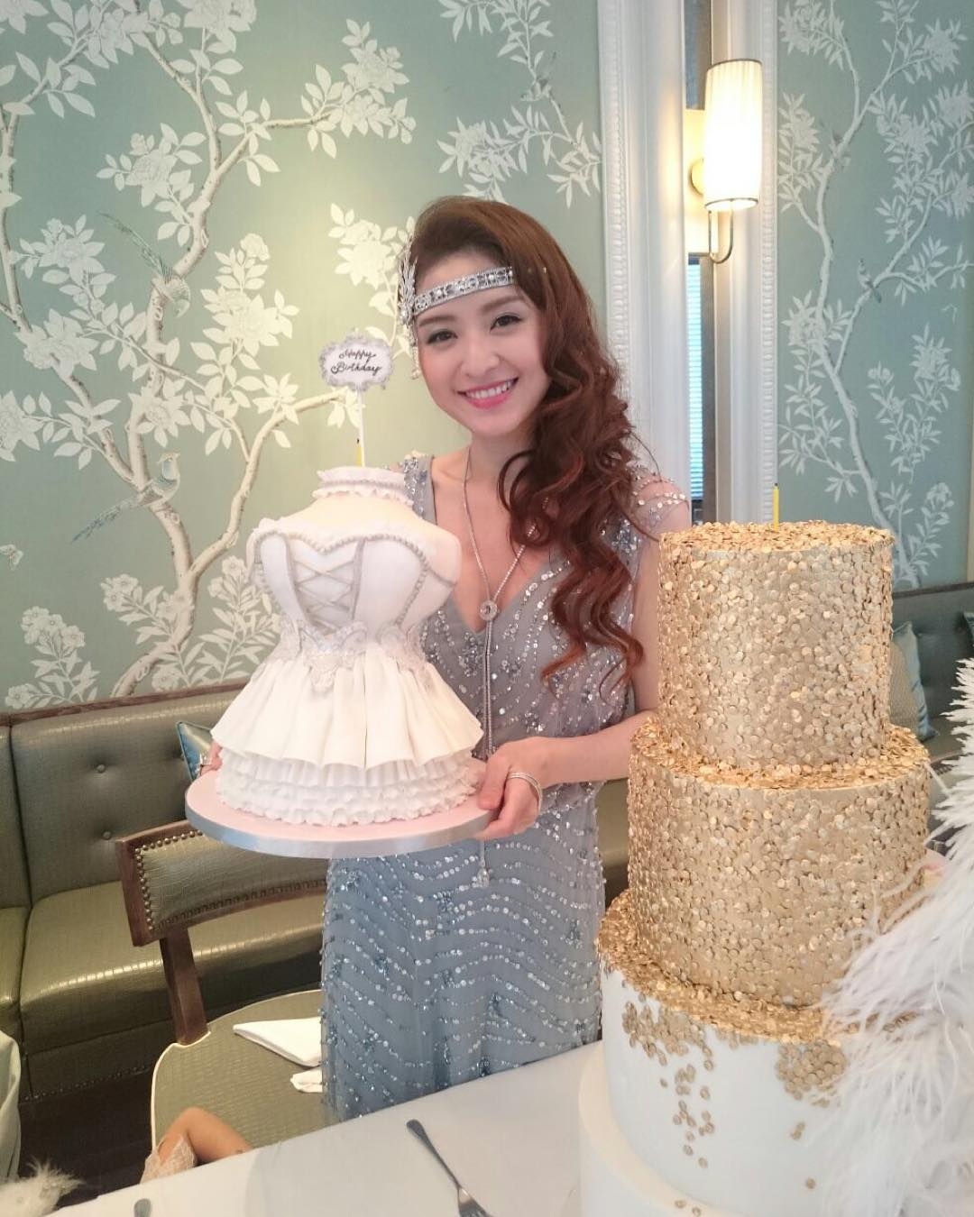 徐淑敏兩年前就把名字改為「徐菁遙」,有指是經過高人指點,改名後會較「旺夫旺子」