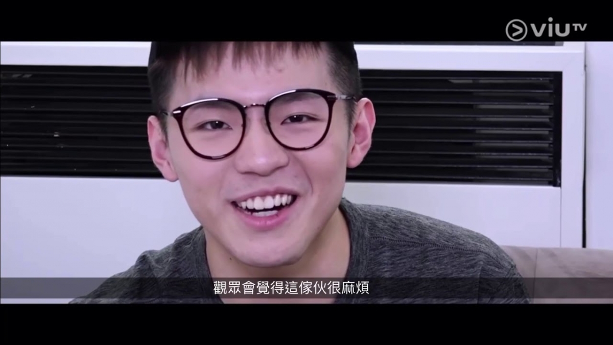 有留意 Mirror 的忠實鏡粉,也許都有留意到 Ian 從《全民造星》時那位天然呆、愛笑的傻小子,慢慢走到 Mirror 那位總是愛默默做好自己、不太願意 social 的內向男生吧!
