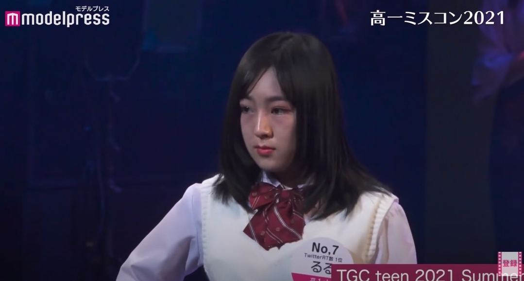 るるさん（LuLu）在準決賽的天橋走秀被發現疑似P圖