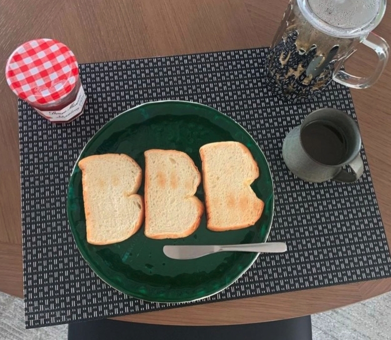 張敬軒正實行168輕斷食,指自己「有返個下顎線,個人又精精神神」