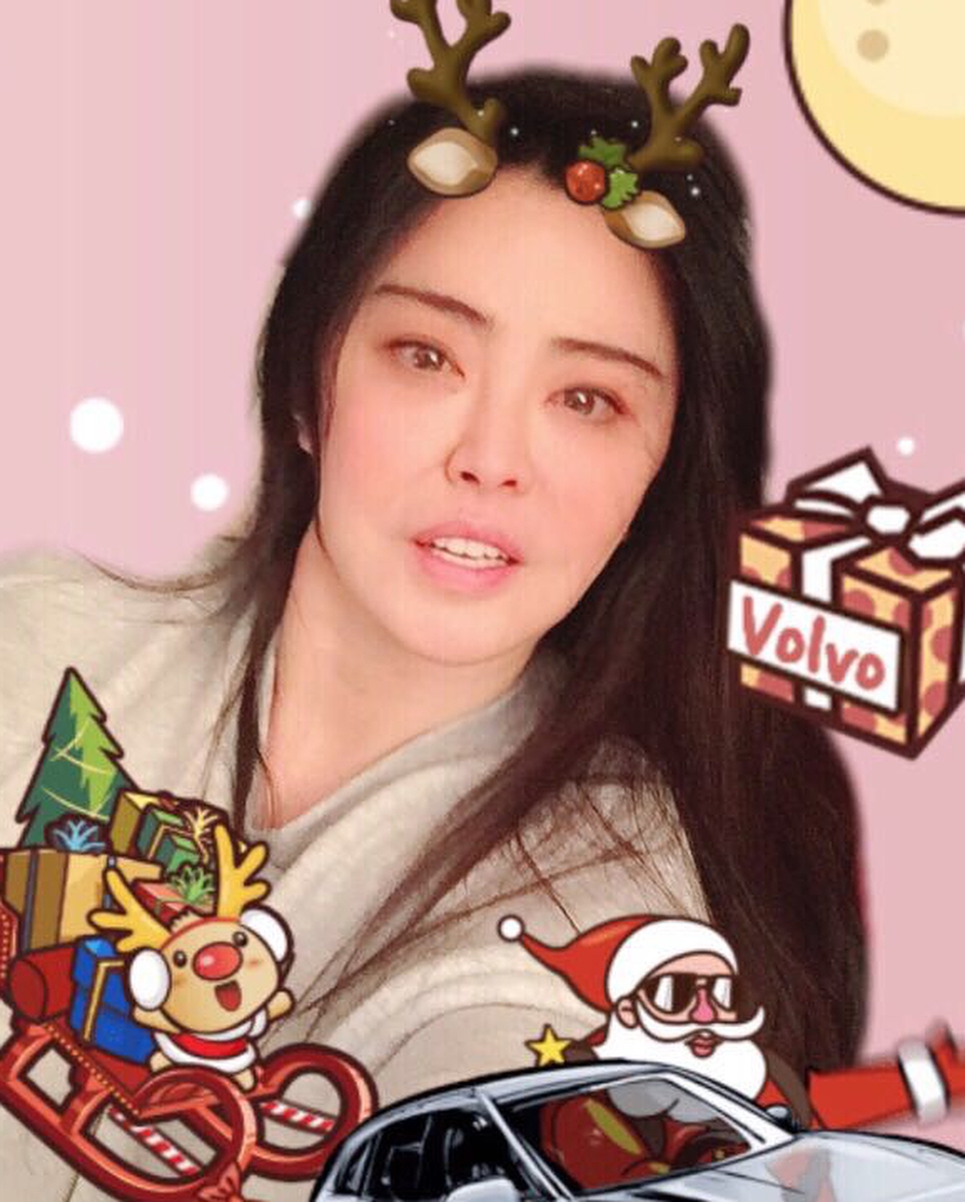 正所謂歲月不饒人,雖然王祖賢曾經貴為影圈一代女神,風華絕代,不過不少網民亦認為王祖賢的近照略有「P圖過度」之嫌,似乎依然未接受容顏老去的事實!