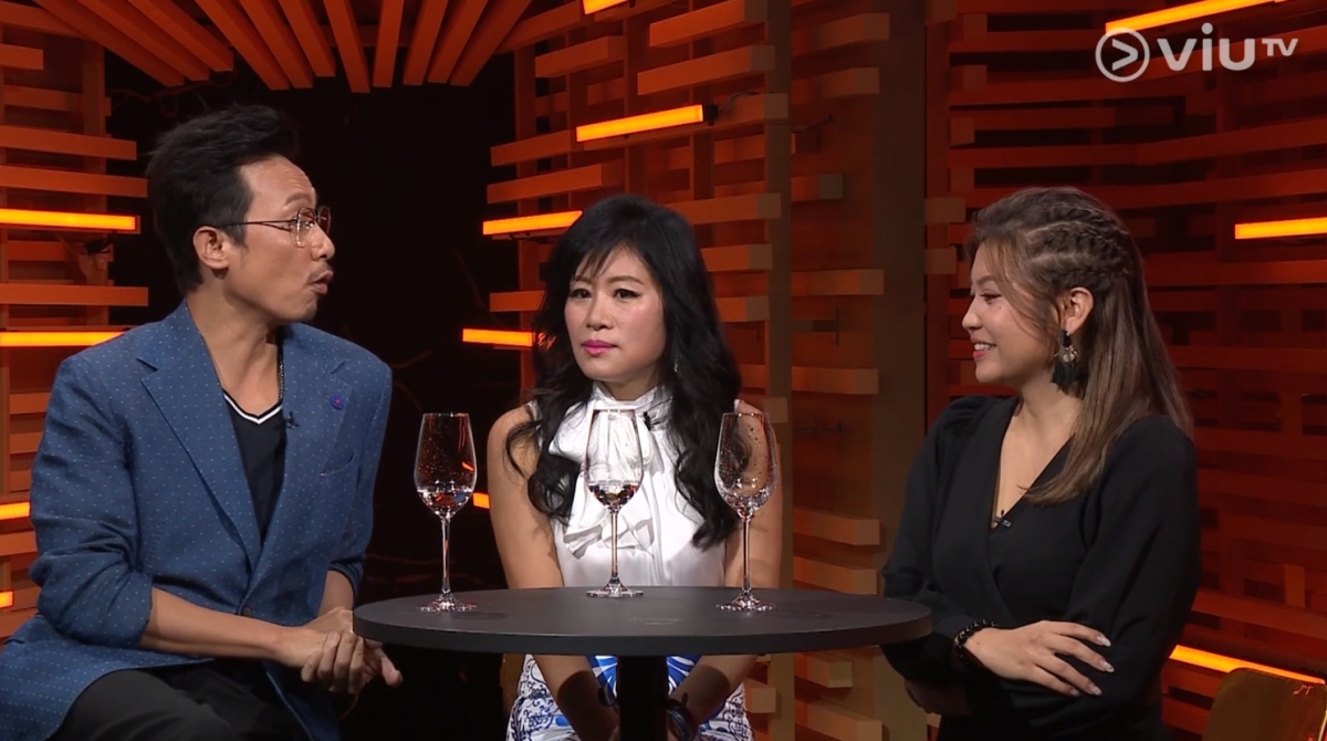 七仙羽(七師傅)過去曾在 ViuTV 節目《克服他她它》談當年情,透露過自己過去與其中一位當年英俊男友歐遊