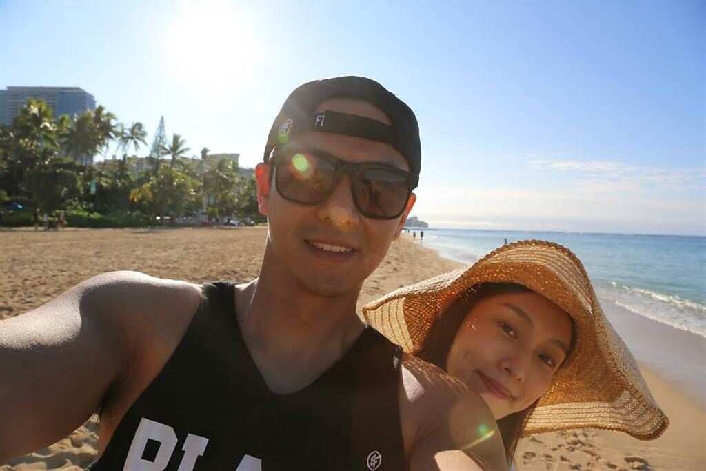 陳建州道歉後不久,老婆范瑋琪疑護夫心切想網民「閉嘴」