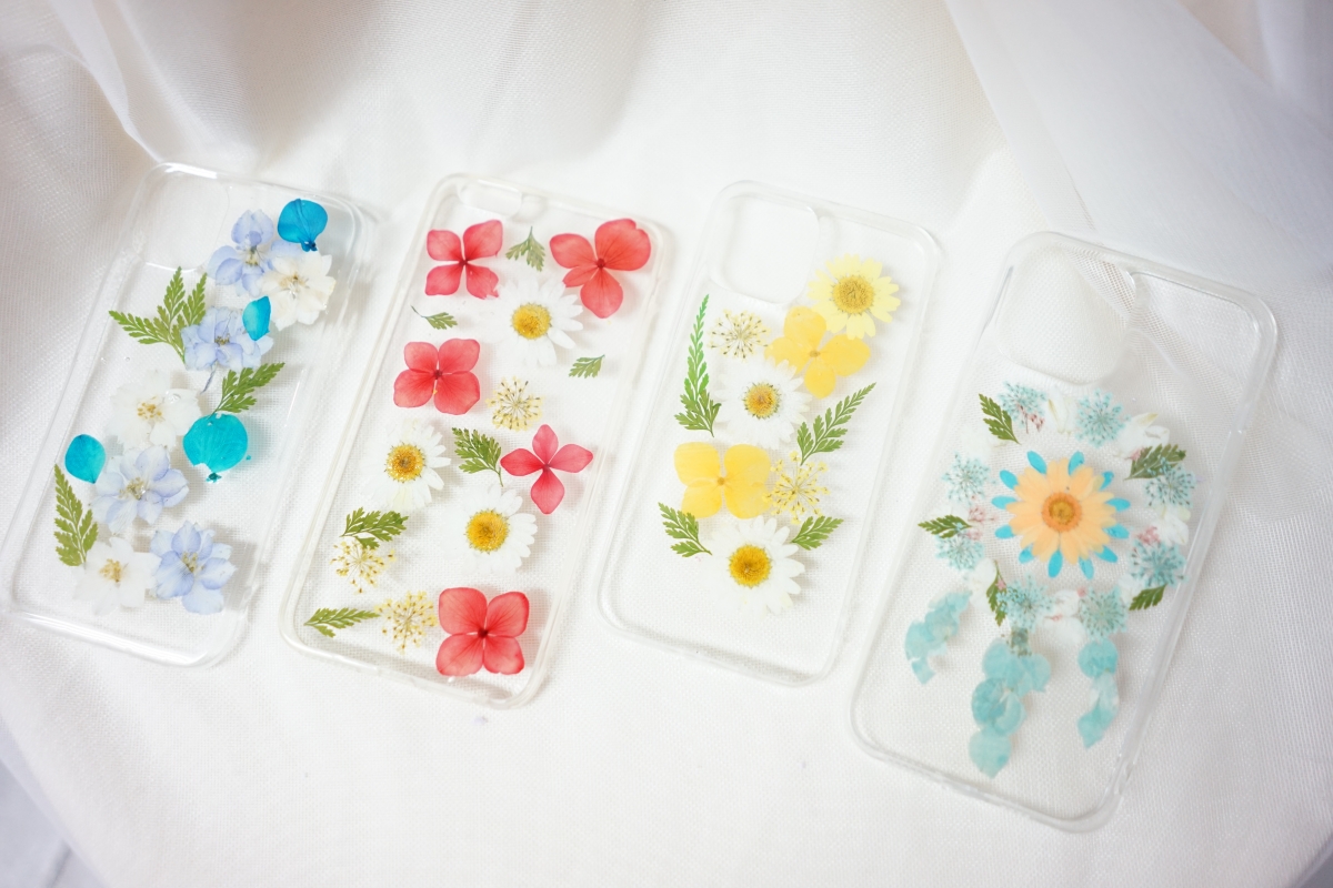 Fleur Doux押花小禮品乾花iPhone case,當情人閨蜜禮物一流~