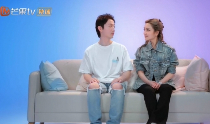 周揚青近日與百億新歡羅昊參加真人騷《女兒們的戀愛4》