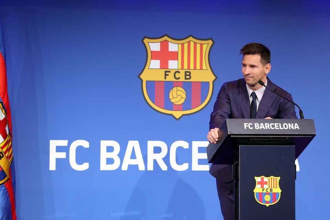 「球王」美斯(Lionel Messi)為 6 屆的金球獎得主,早前開記者會宣佈將告別效力 21 年巴塞隆拿足球會