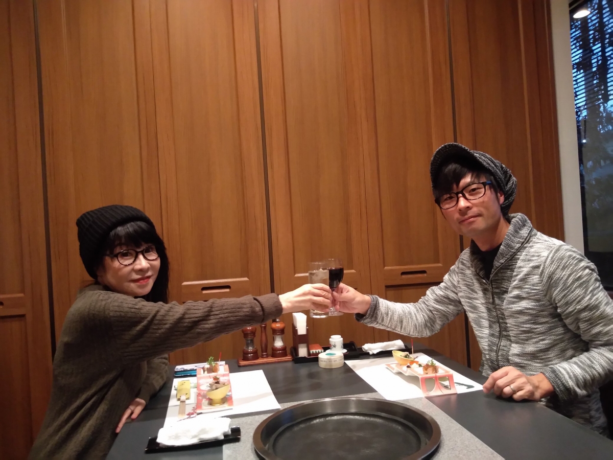 大家又認為 Aki 與 Yoshitaka 合不合襯呢?