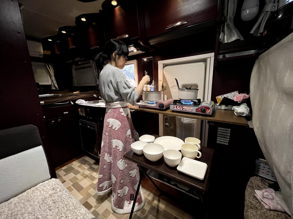 Youtuber 夫婦 Aki 與 Yoshitaka89