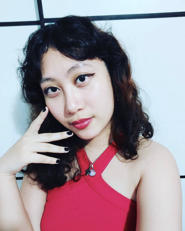 參加選美而爆紅的「東涌羅浩楷」利愛安(Kirsten)