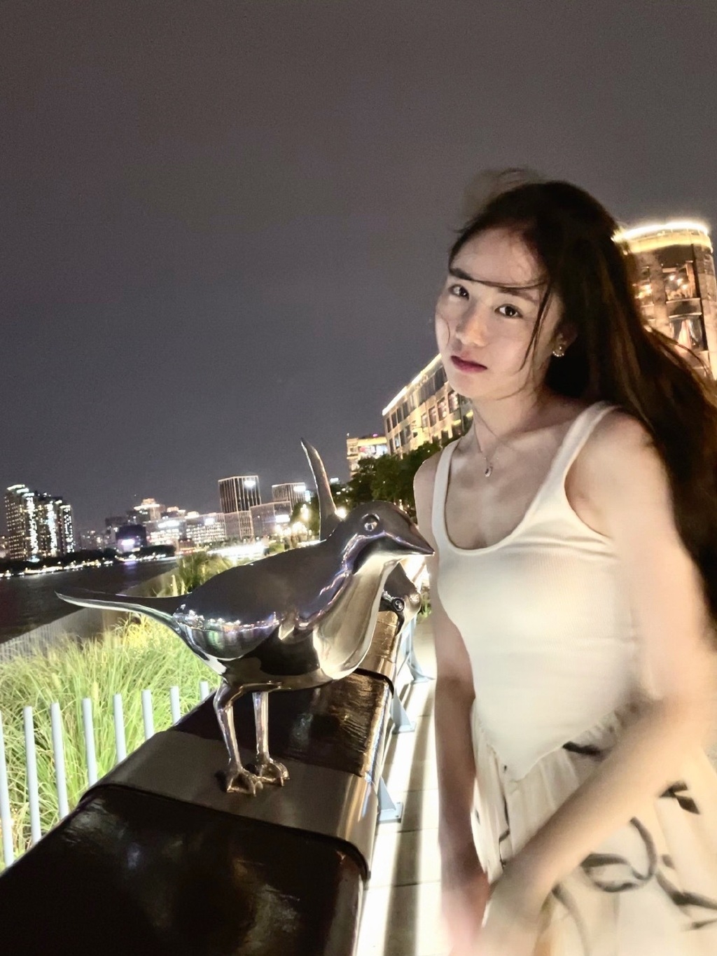 陳露亦有發文還擊,表示事件已佔用大家太多時間,自己也想重新開始
