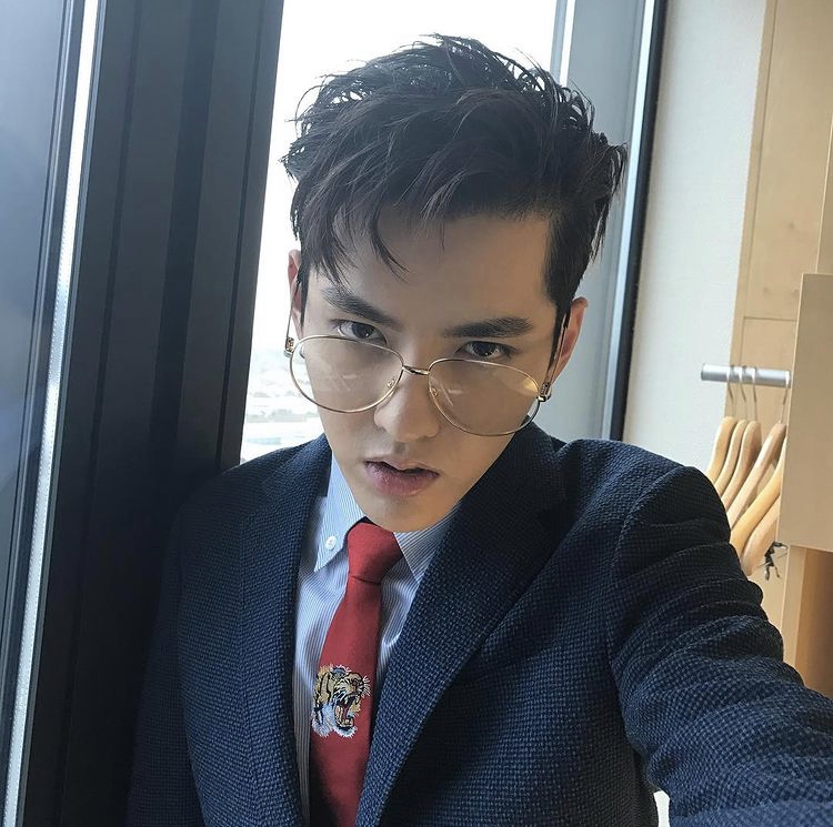 吳亦凡憑韓國男團EXO出道