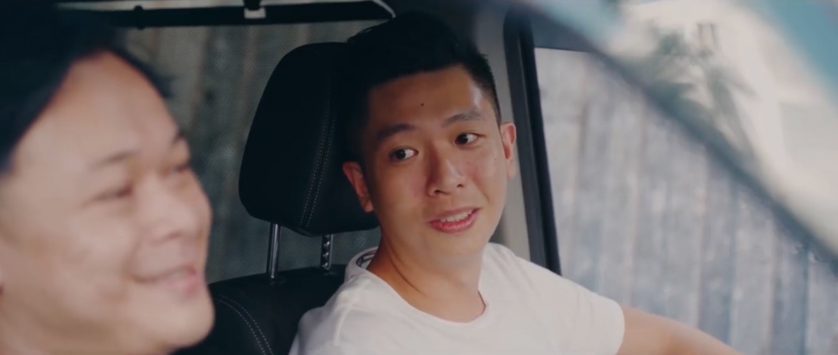 近日「MIRROR導致婚姻破裂關注組」版主 RC 就現真身與「婚姻調教官」 梁祖堯齊齊拍廣告