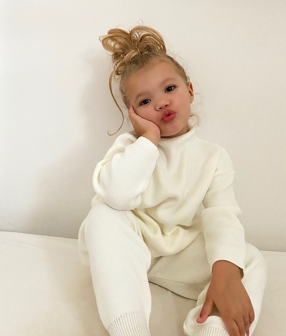 Elise 的媽媽直言覺得女兒的精緻外貌,絕對具備當模特兒的資格