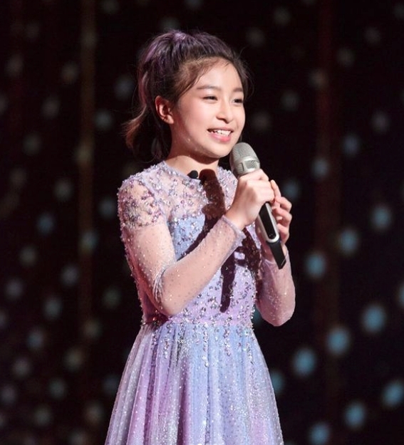 Celine 近年尚在專心學業,早前還有演出的機會,她還有營運YouTube,不時分享Vlog和唱歌的片段