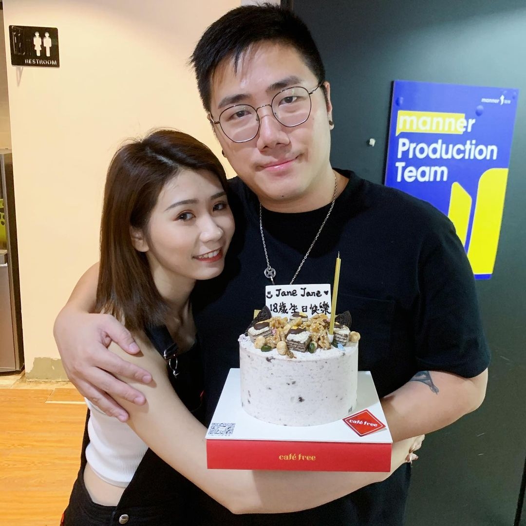 澳門娛樂平台「微辣Manner」經理人阿晶(Jane)與旗下藝人加蔥(林茂發)年初分手