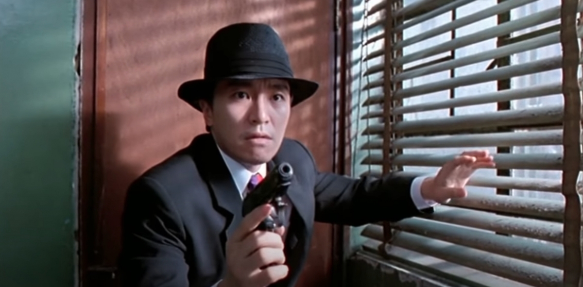 「007入子彈!007保護網!007砰砰砰!」本身遊戲設定儲夠1粒可以出波、保護網、反彈,儲夠3粒就可以出機關槍、破防、破反,不過港版《魷魚遊戲》梗係入真子彈玩!