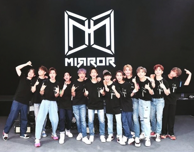 要求取消 MIRROR 12月的 Moov《Music On The Road》演唱會,更指罵 MIRROR 帶起不良風氣荼毒青年