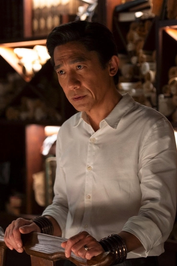 飾演反派「文武」的梁朝偉不但受到港人的關注,就連外國觀眾都被他的影帝級演技所吸引住