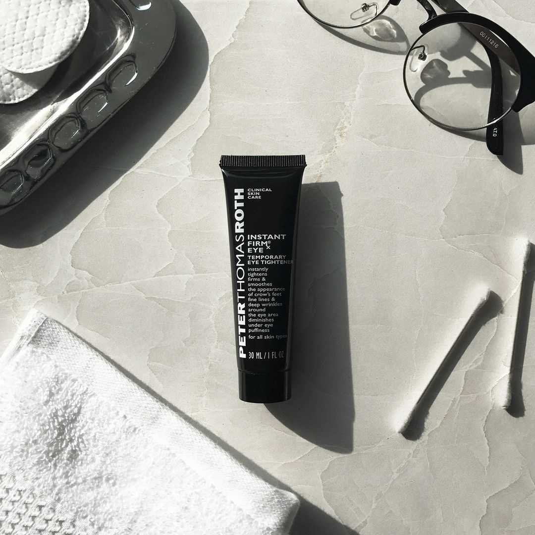 究竟這款眼霜有甚麼來頭?Peter Thomas Roth 瞬效緊膚亮眼露(Instant FIRMx Eye Temporary Eye Tightener)屬輕盈的凝膠質地,