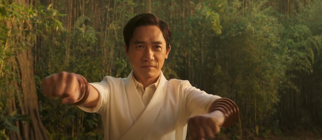 梁朝偉真係好型,唔使用十環,用眼神都殺死你