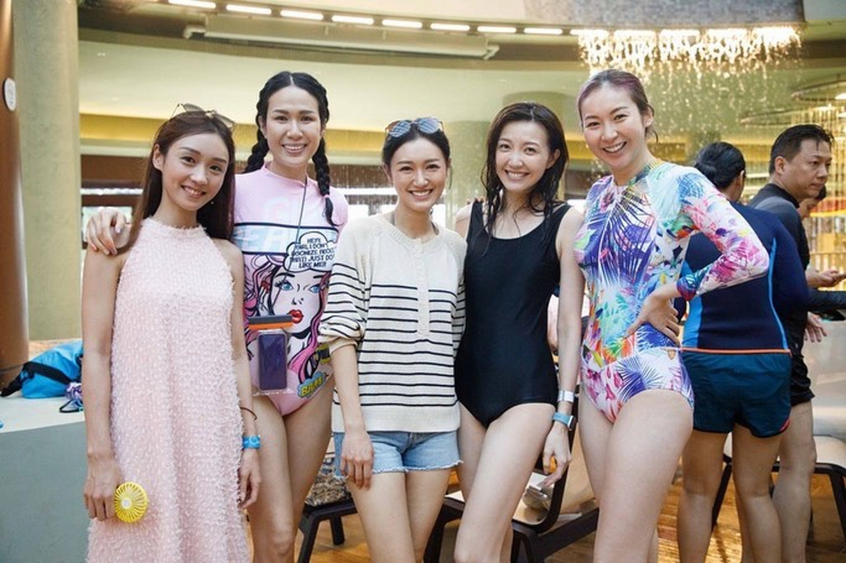 TVB女星吳若希、張寶兒、莊思敏和莊思明亦相約同遊海洋公園水上樂園