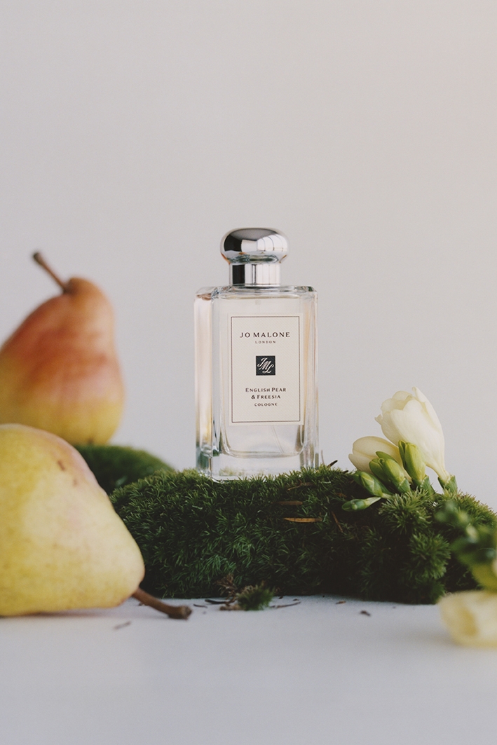 看到這裡,是不是很想親身體驗一下英國梨與小蒼蘭的清甜花果香氣?想瞬間置身於英倫果園之中,就快啲報名參加 Jo Malone London 英倫梨園奇想工作坊吧!