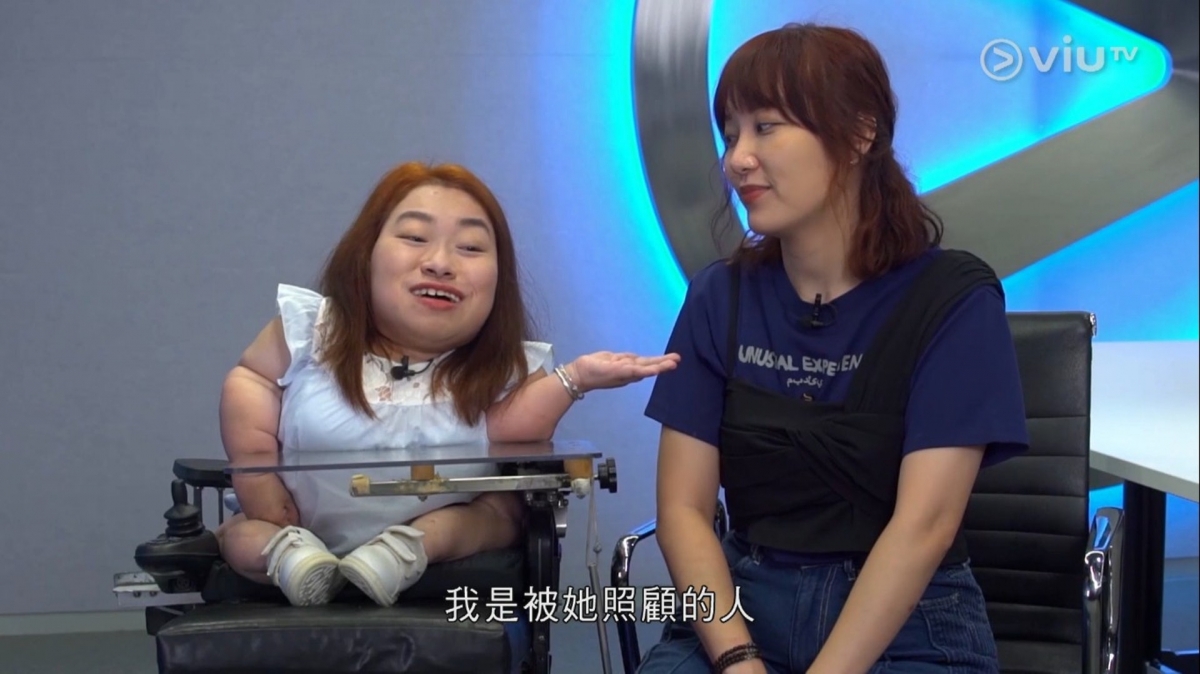 Cami 在ViuTV《幫緊你應援團》節目中表示因斌琳得到「玻璃骨」這怪病