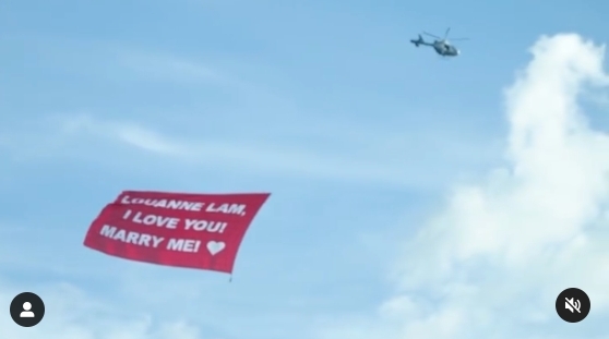 相信大家最近都有看到一張求婚照被瘋傳，相中有一架直升機掛著紅旗在維港上空盤旋