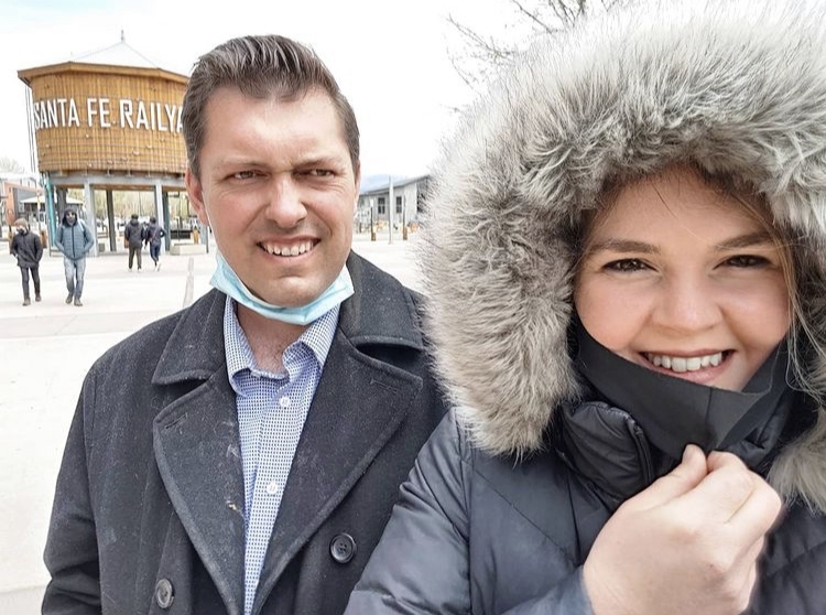 居住在美國新墨西哥州33歲的男牧師Chris Rogers跟37歲的妻子Courtney育有11名子女