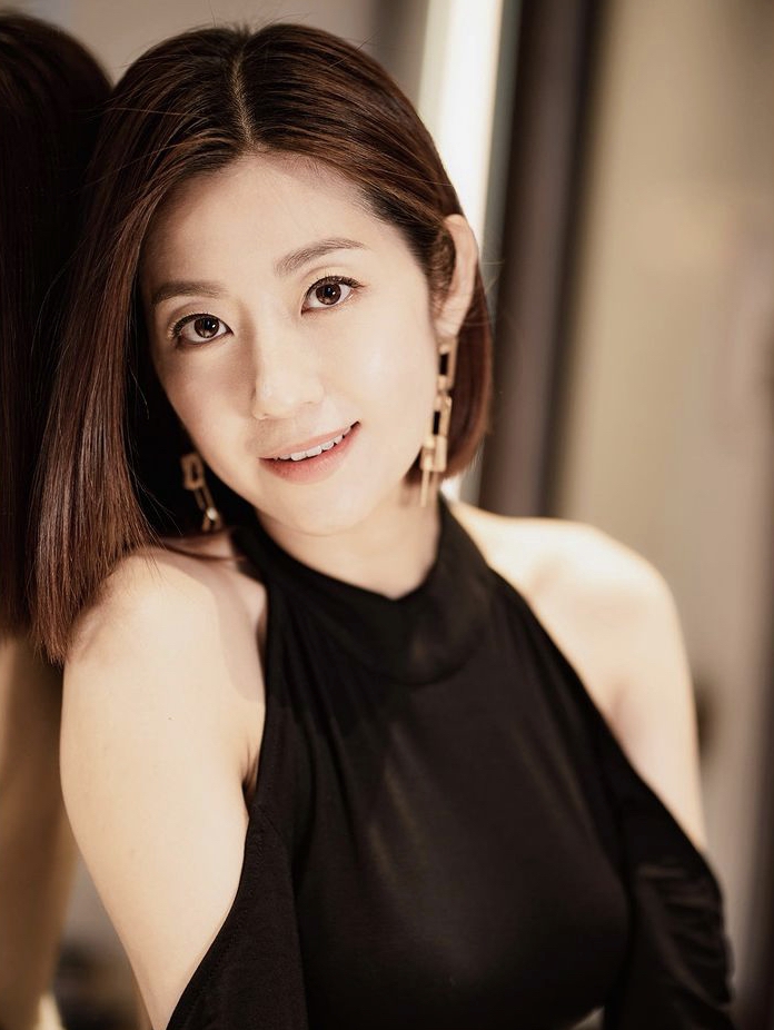 Yoyo再次強調自己真的沒有事,又指自己最近頻頻出席活動,「如果情緒嚴重一定會畀人發現,我似有問題咩?」