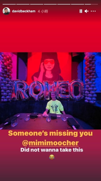 碧咸與老婆Victoria Beckham在蛋糕面上更印有了Romeo 與碧咸一家人的珍貴相片,相當用心。