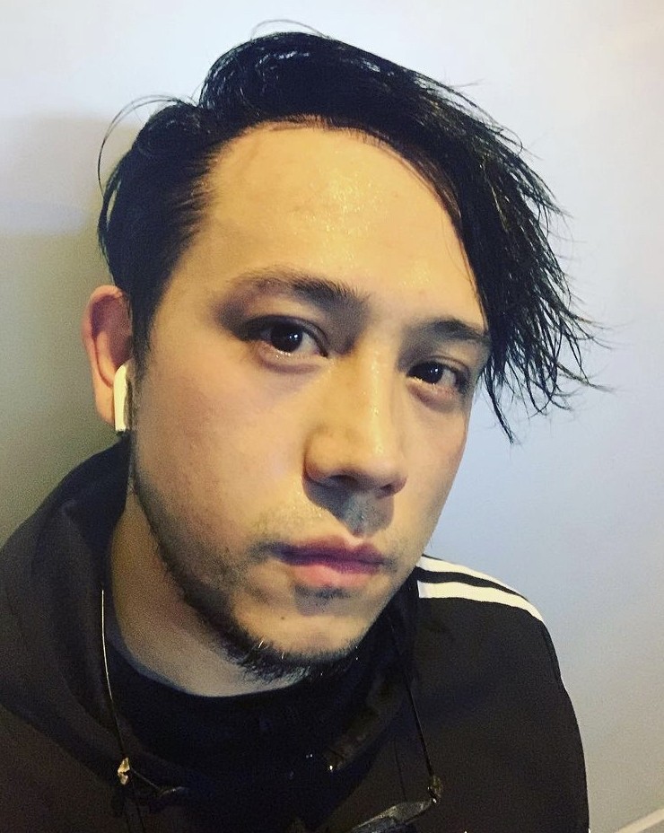 大J又表示,「雙方都有5個半月去準備這拳賽,當時張致恒報稱自己81公斤,絕對有足夠時間降到70公斤」