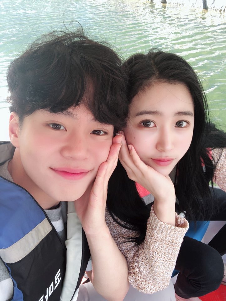 韓國人氣情侶網紅「성수커플 - S.S Couple」因經常分享互整日常和甜蜜互動而廣受網民歡迎