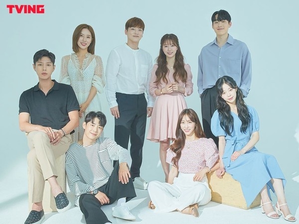 韓國近期熱播的真人騷戀愛綜藝《換乘戀愛》爆紅!5對前度戀人將住進同一公寓朝夕共對