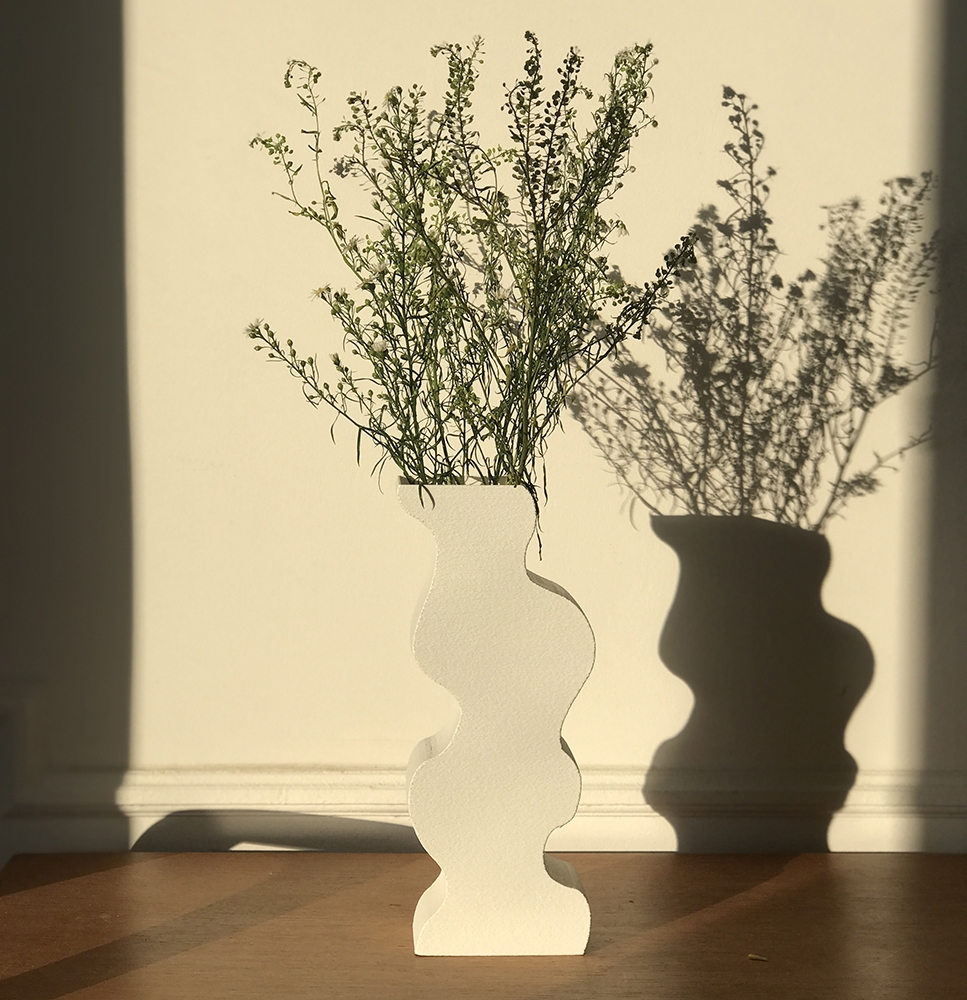 STORiES Argot Freehand Vase Chalk