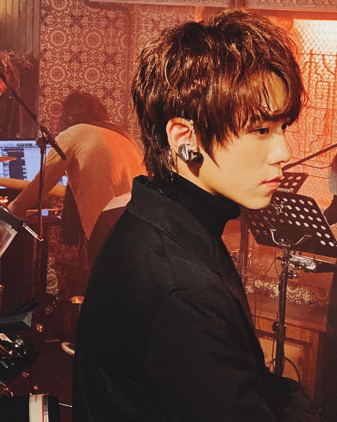 內容提到姜濤本身個性較悲觀,因為童年肥胖的陰影令他對自己欠缺自信,加上對自己要求甚高,在爆紅後似乎好像比以前更不開心,令人擔心如果不正視問題,後果隨時愈來愈嚴重。