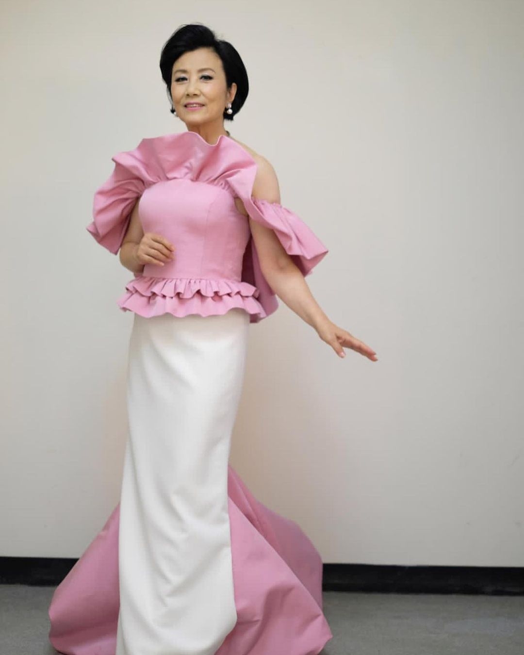 汪明荃阿姐Liza姐大曬清純舊照!獲羅家英、吳若希、森美等狂讚