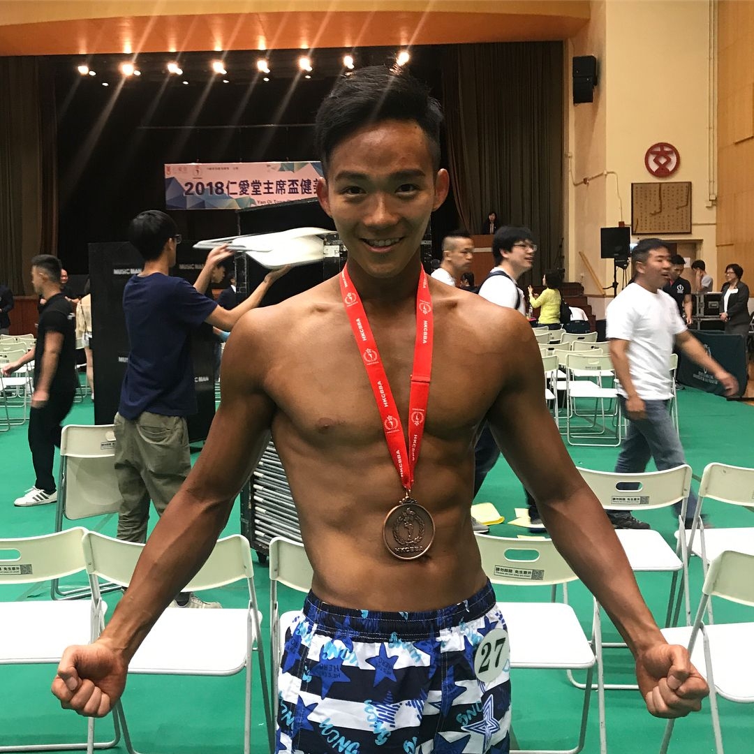 Alton曾參加健美先生比賽並打入 Final 獲得第六名