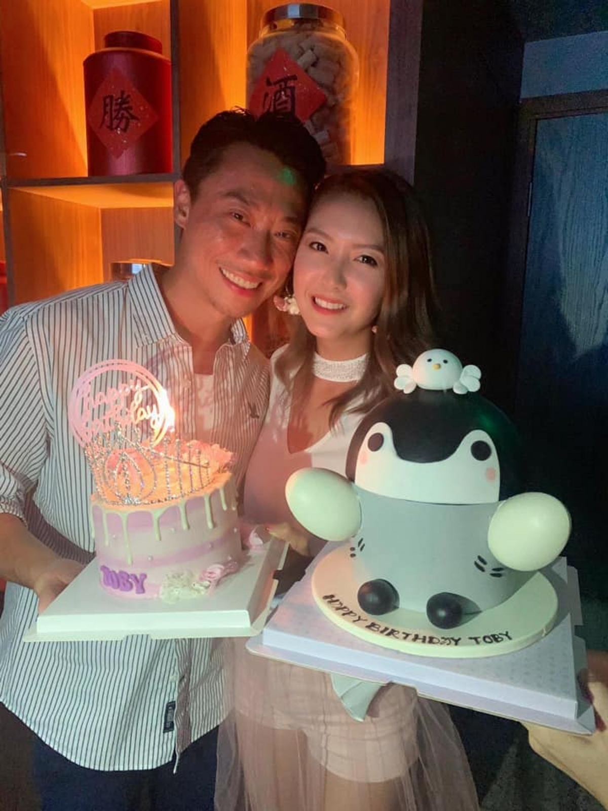 而 34 歲前港姐冠軍陳庭欣(Toby)就是其中一位!曾經居住於九龍灣啟晴邨的陳庭欣,現時與坐擁 10 億身家的彩豐行太子爺楊振源(Benny)穩定交往兩年多,