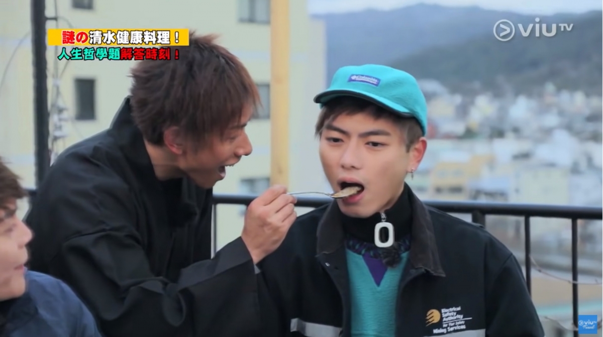 Twitter 上近日瘋傳的「味蕾欺騙法」靠不同組合的神奇食法,食出貴價的日本菜!