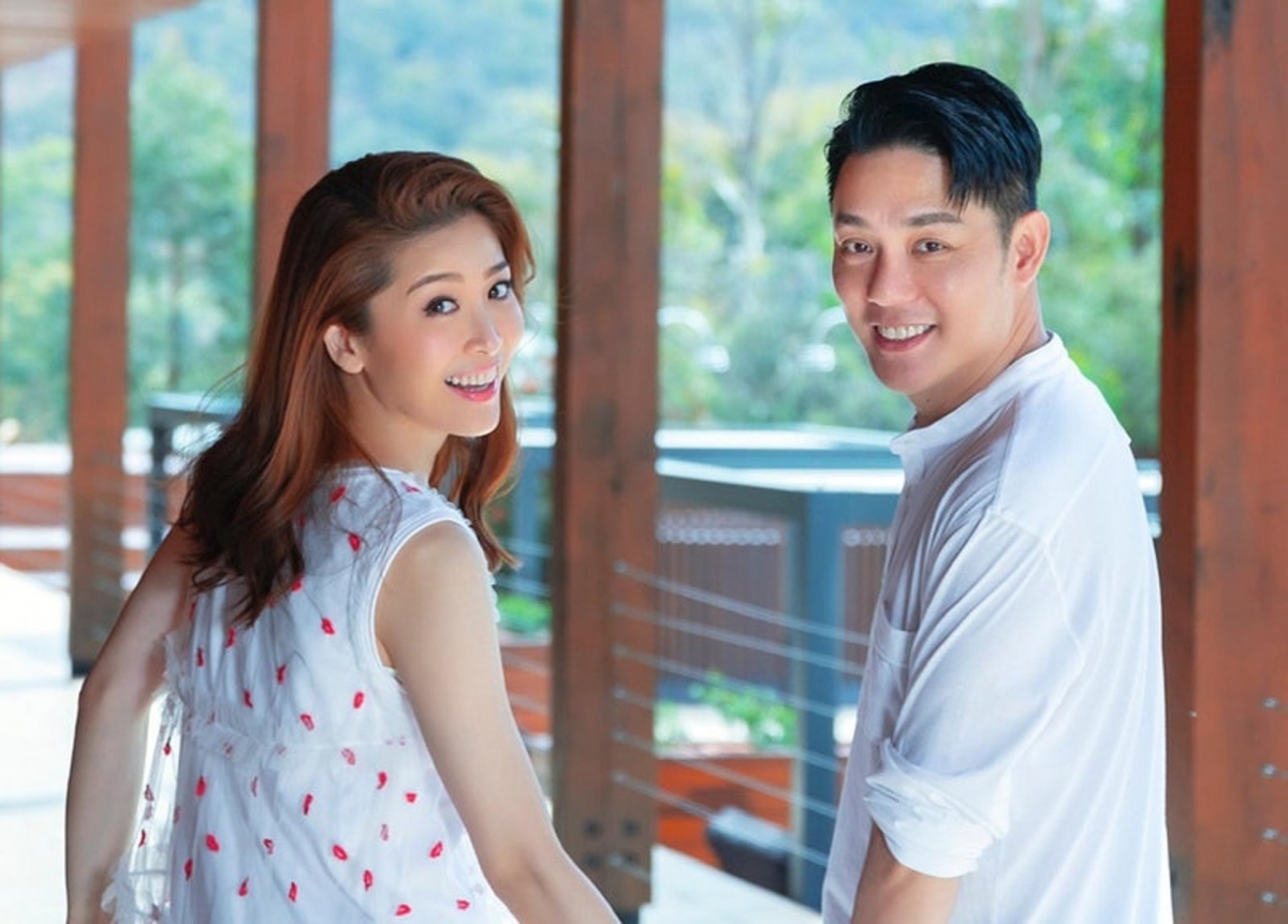 週勵淇Niki早在2018 年與內地演員傅浤鳴(前名傅程鵬)結婚,兩人婚後育有一子